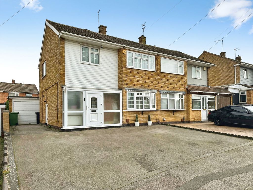 Property photo 1 of 9