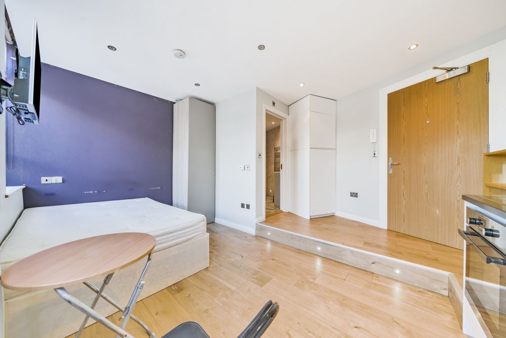 Property photo 1 of 7 1262003 (2)