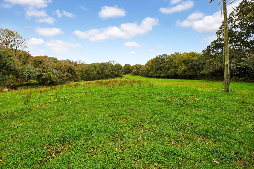 Property photo 3 of 6 Picture No. 10