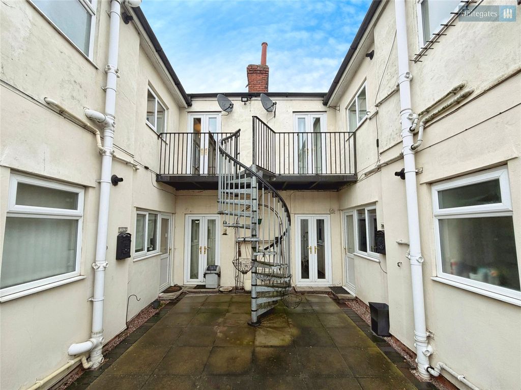 Property photo 2 of 10 Picture No. 09