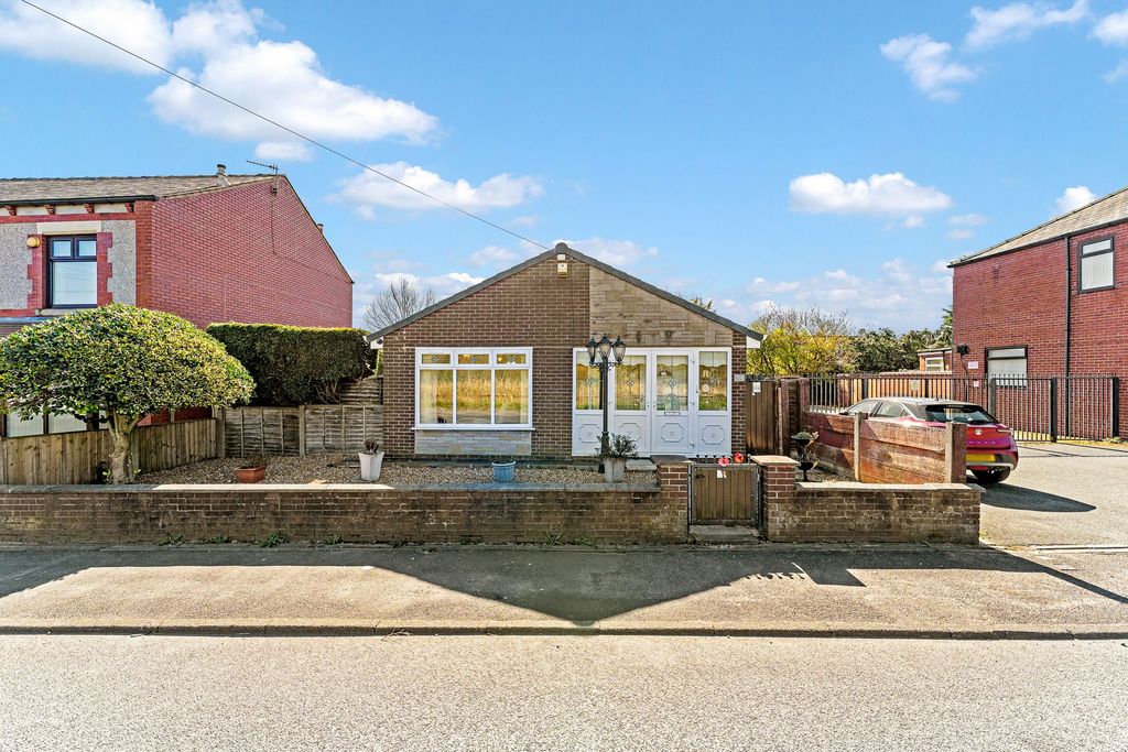 Property photo 1 of 23