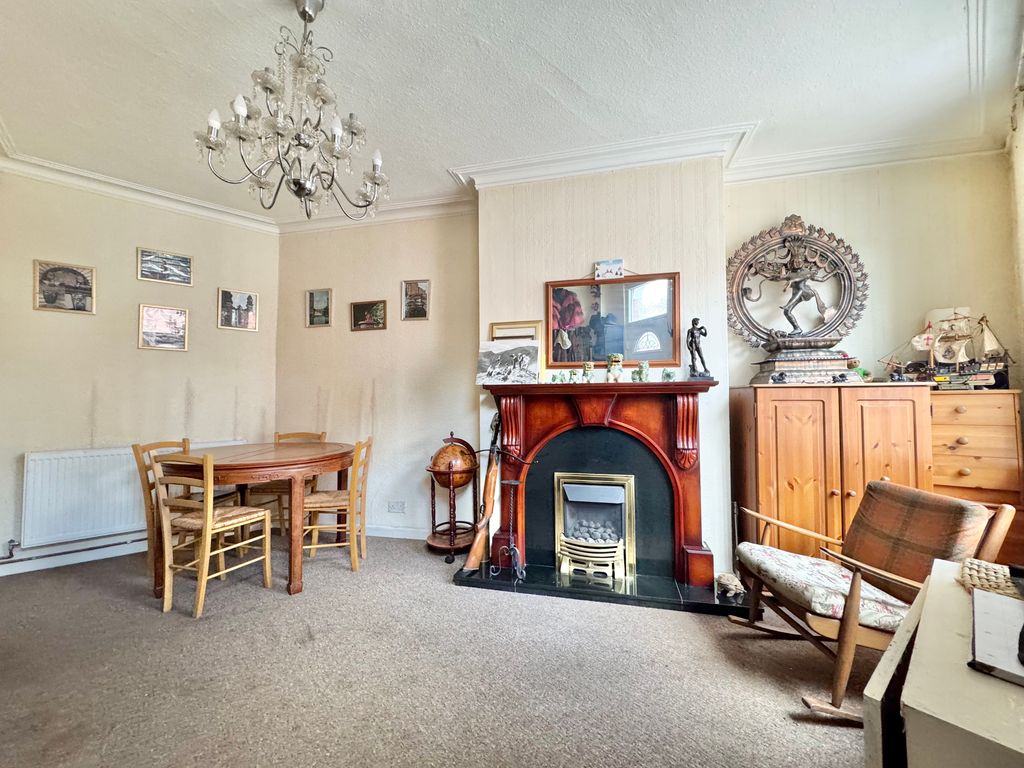 Property photo 3 of 8 Photo #3