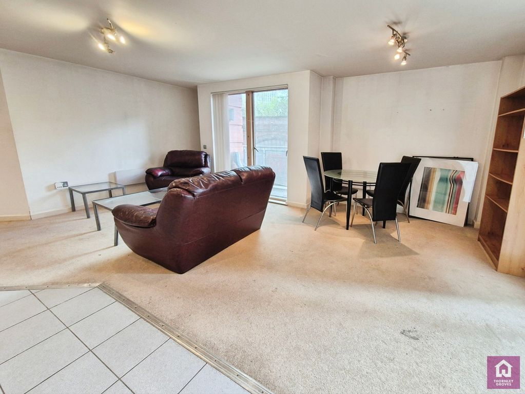 Property photo 3 of 19 Pbox-Img.Jpg