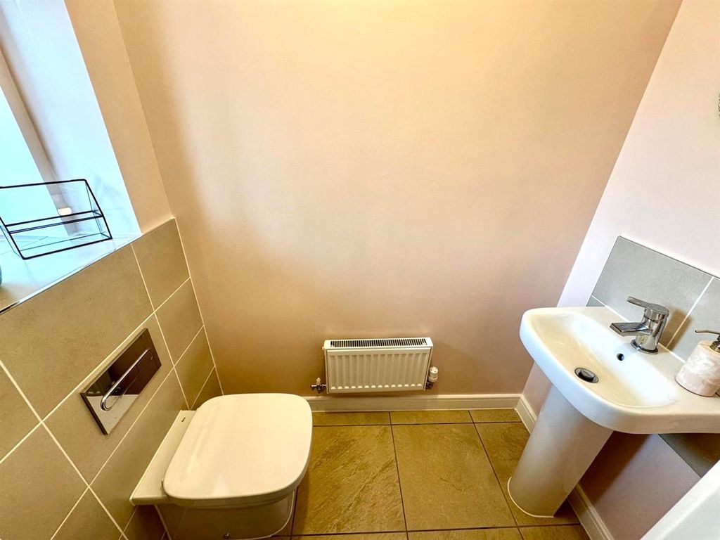Property photo 3 of 17 Downstairs WC