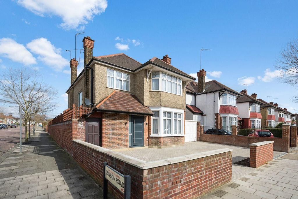 Property photo 1 of 10 Anson Road, Willesden Green, Nw2