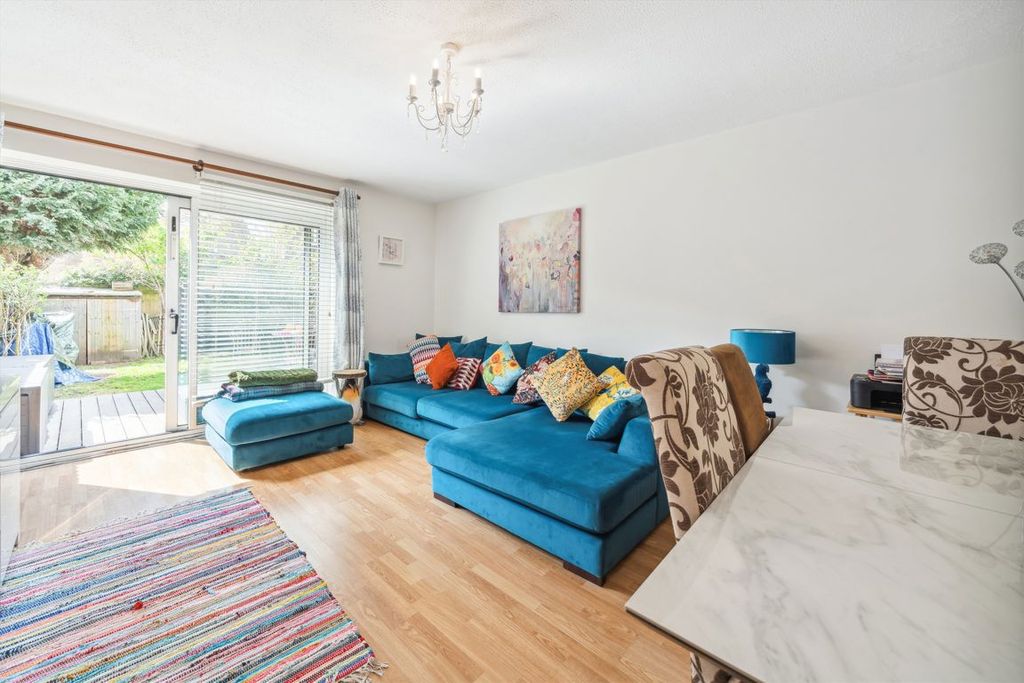 Property photo 2 of 6