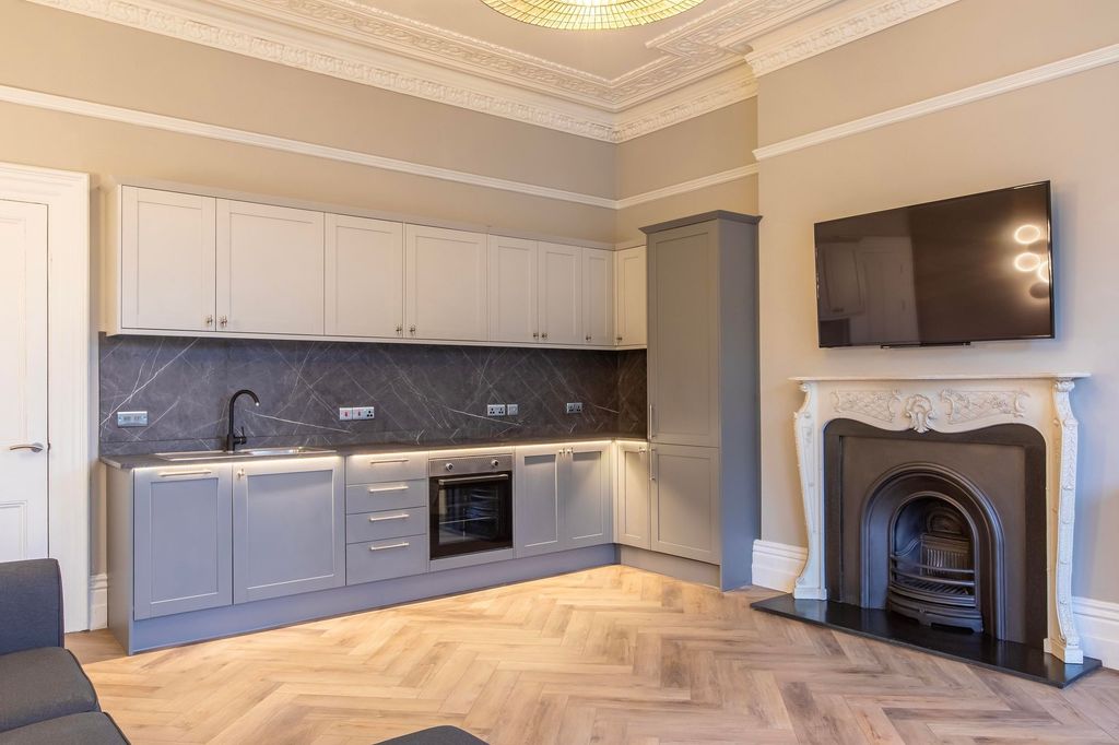 Property photo 3 of 11 Stylish Open-Plan Kitchen With Modern Grey Shaker ...