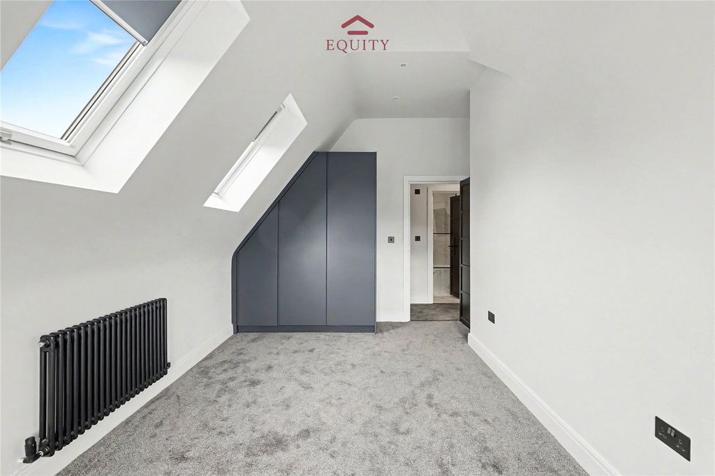 Property photo 3 of 25 Picture No. 03