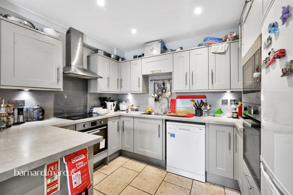 Property photo 3 of 17