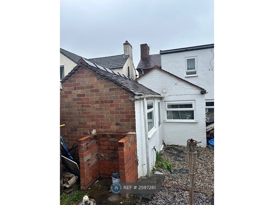 Property photo 2 of 12 Rear
