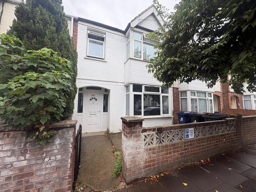 Property photo 1 of 1