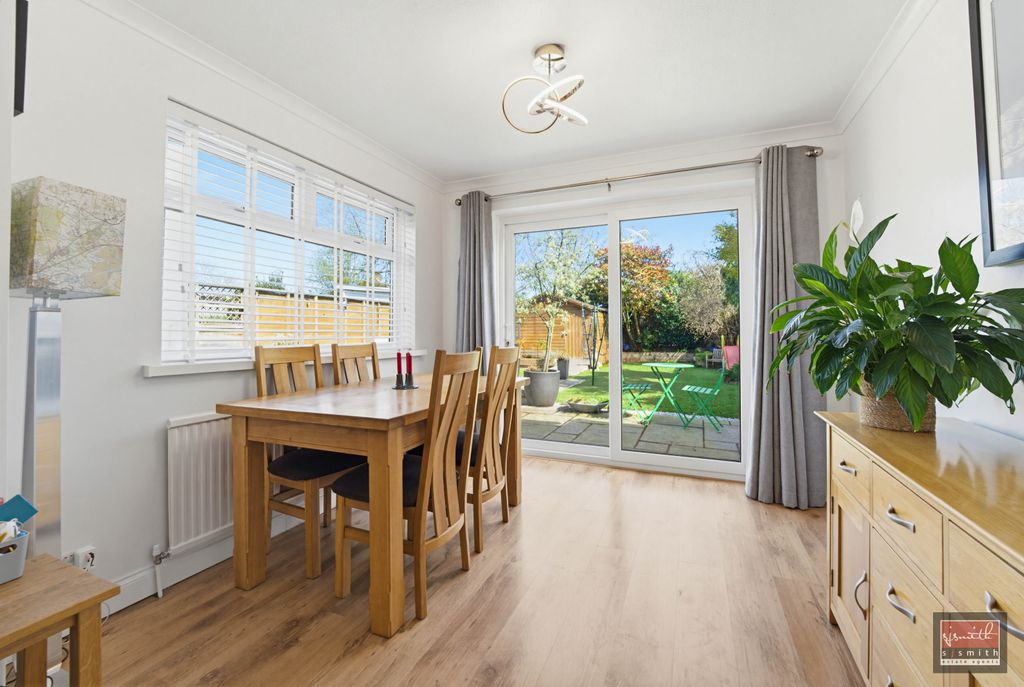 Property photo 3 of 16 Dsc03996