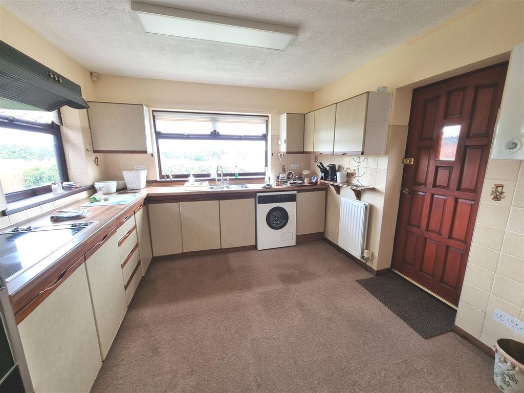 Property photo 3 of 16 Image001 (2).Jpg