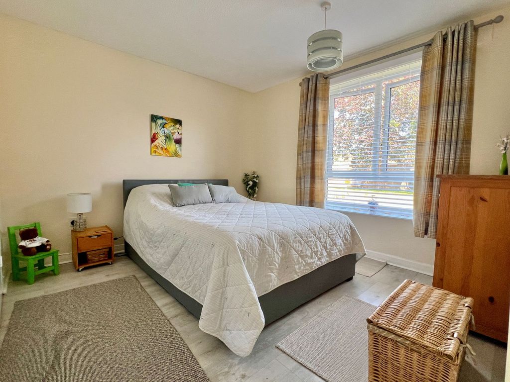 Property photo 3 of 26