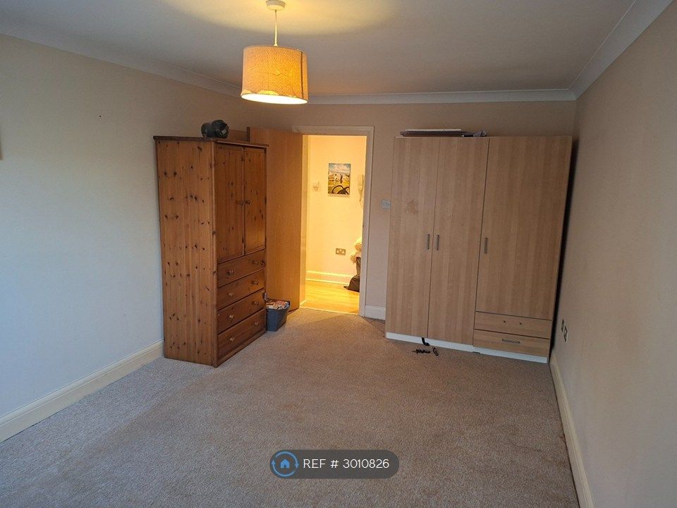 Property photo 2 of 7 Bedroom