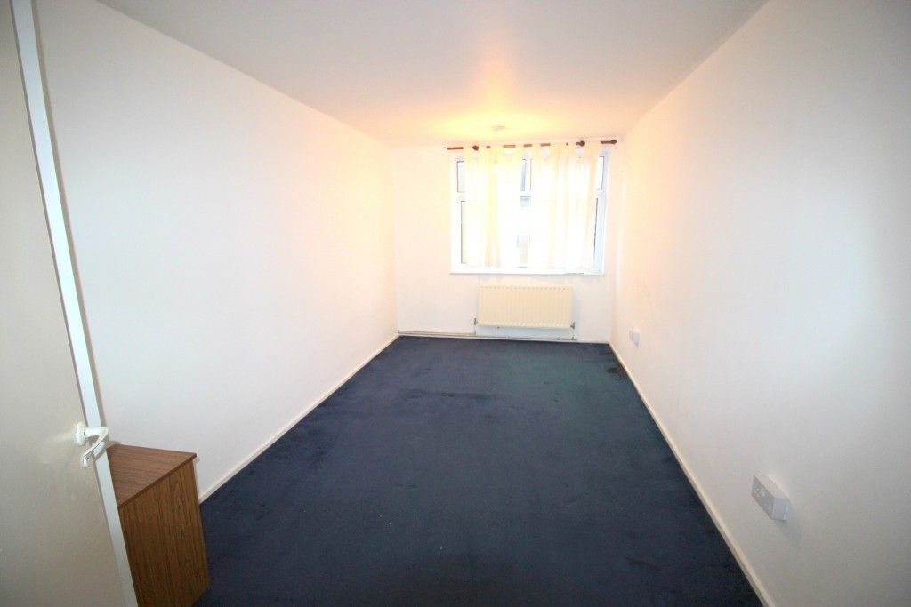 Property photo 3 of 10 Img_6970-001_13