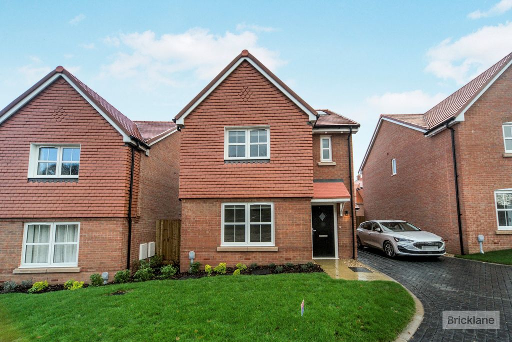 Property photo 1 of 13 Exterior