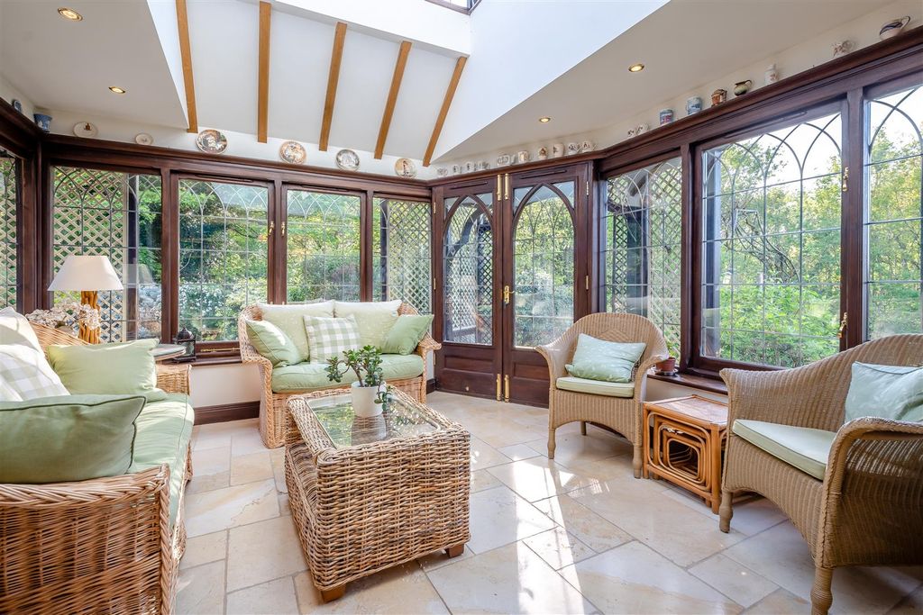 Property photo 3 of 57 8645743-Interior15.Jpg