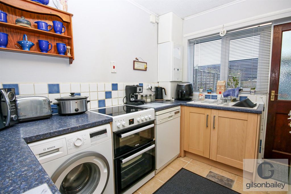 Property photo 3 of 12 10-Img_2024.Jpg