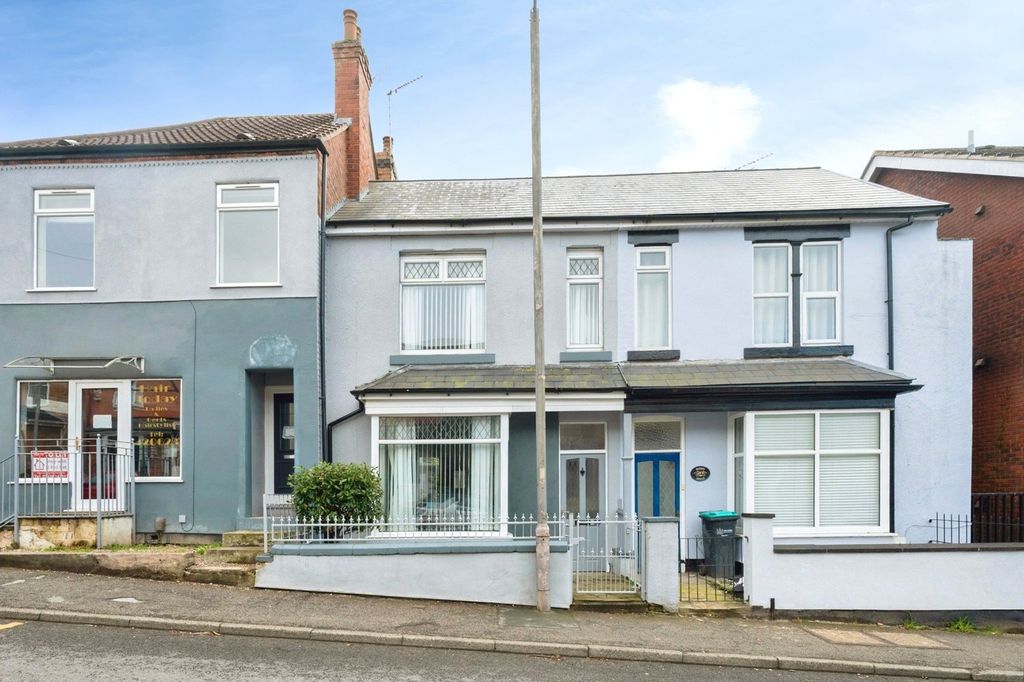 Property photo 1 of 19 Front