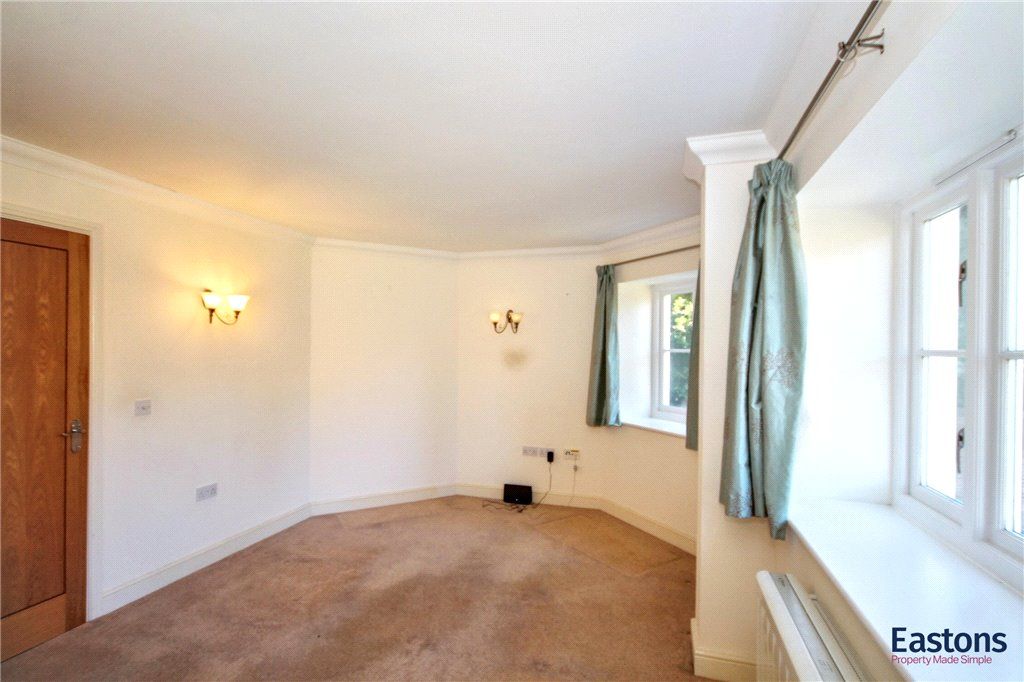 Property photo 2 of 21 Picture No. 11