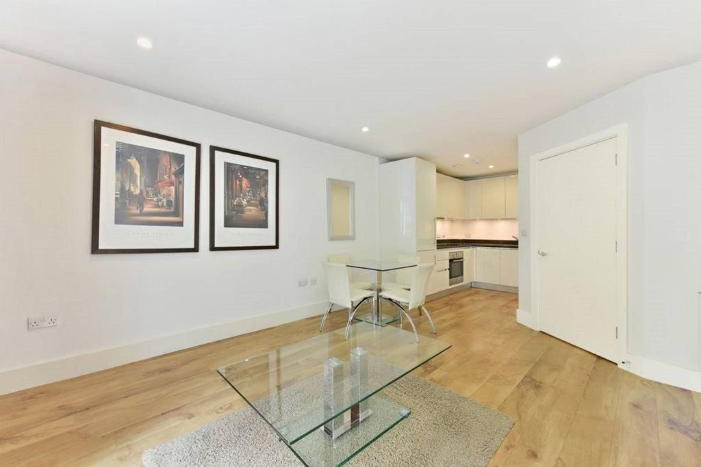 Property photo 2 of 6