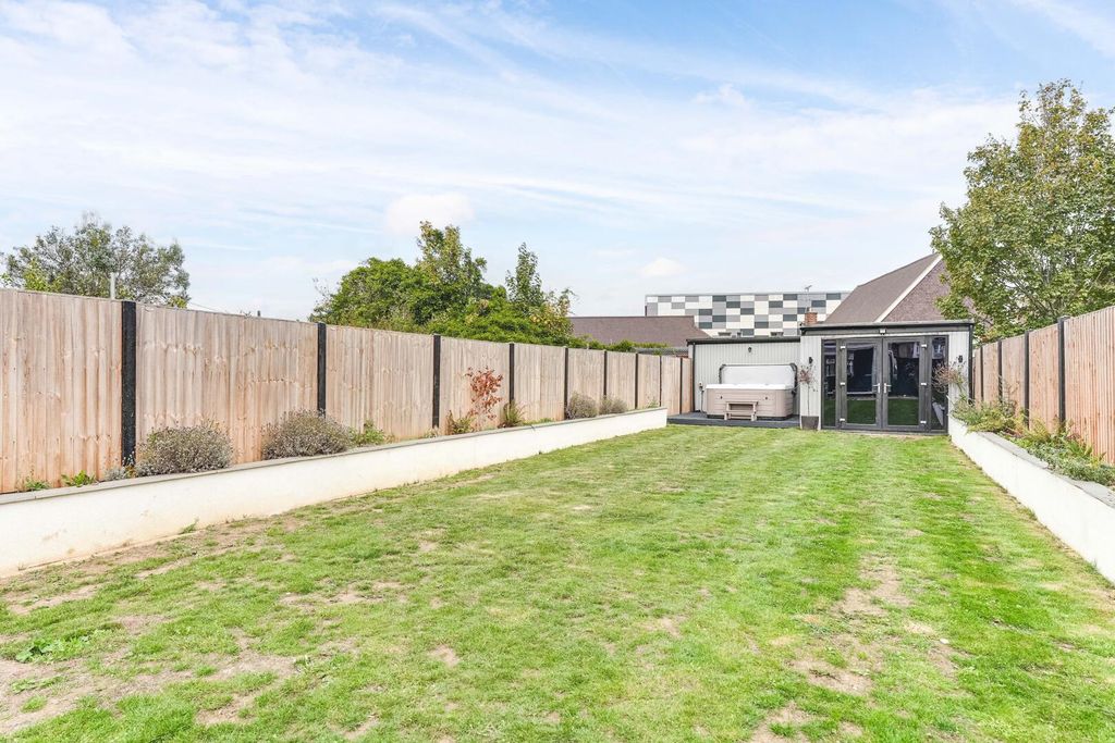 Property photo 3 of 27 Rear Garden