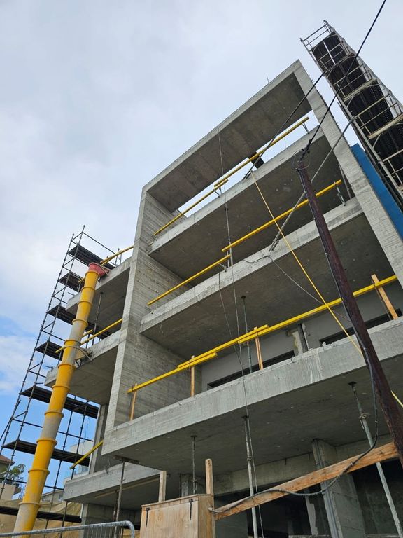 Property photo 2 of 3