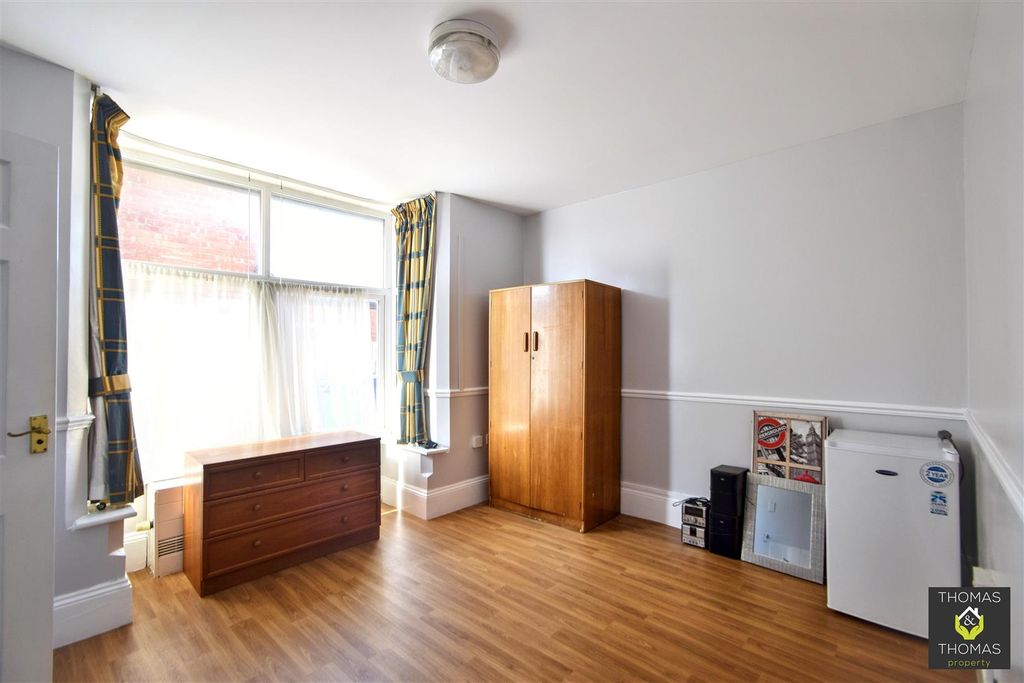 Additional image 15 of 6 bed detached house to rentLinden Road, Gloucester GL1