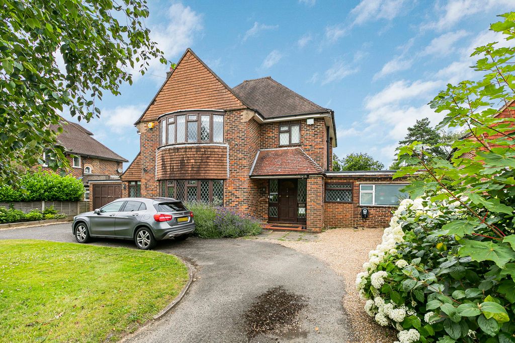 Property photo 1 of 18