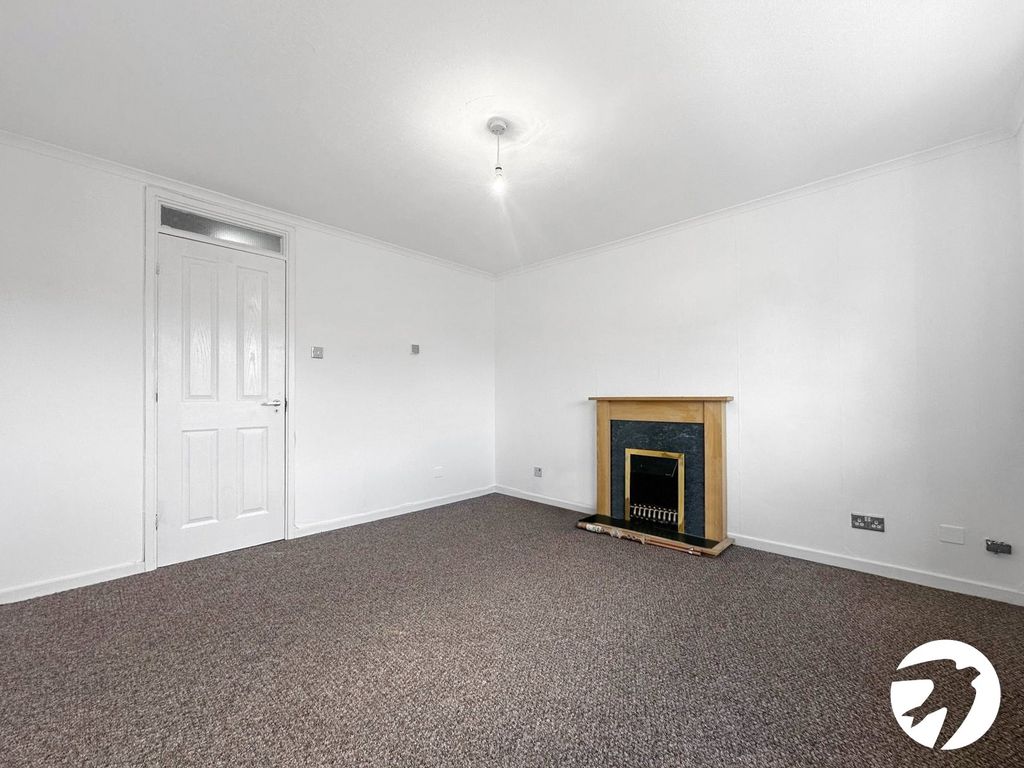 Property photo 2 of 12 Picture No. 23
