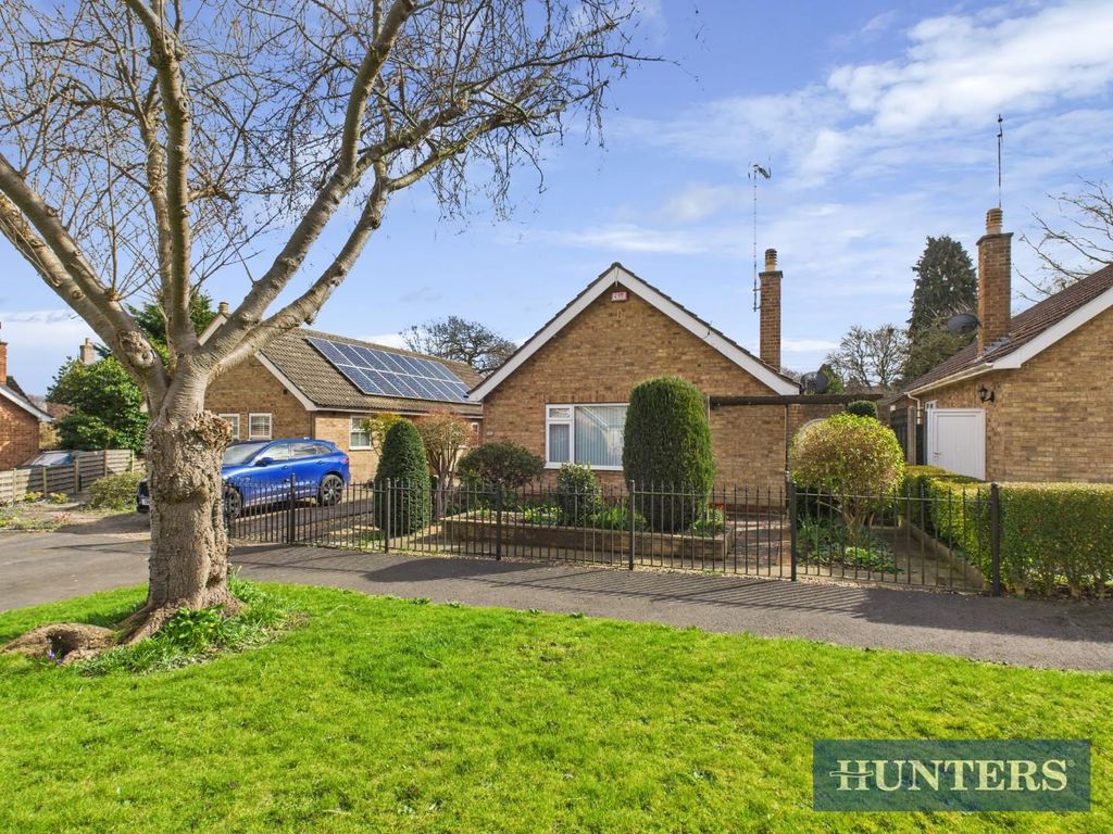 Property photo 1 of 19 Front