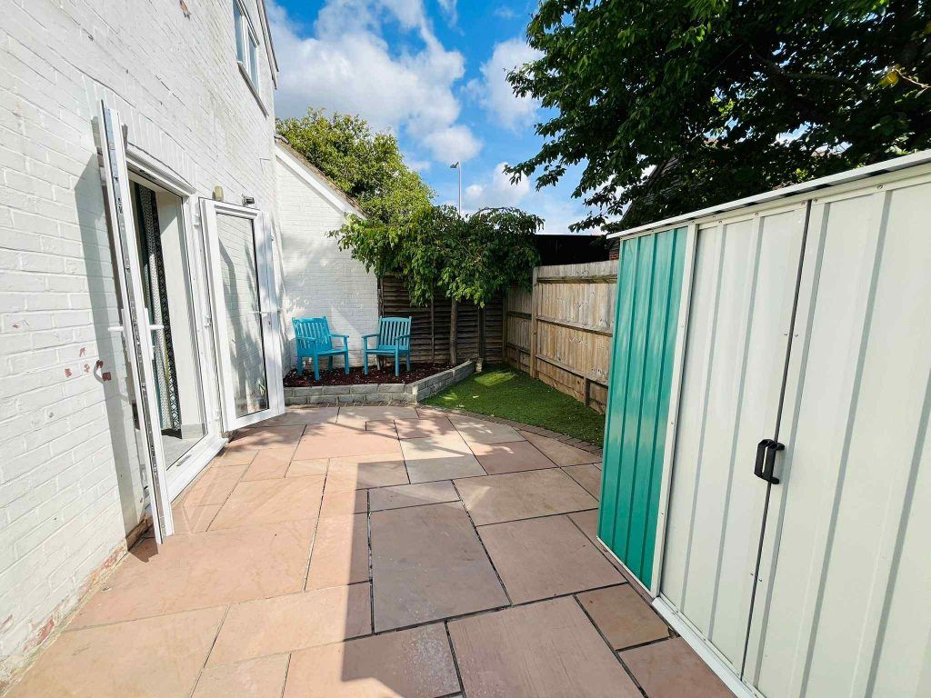 Property photo 2 of 7