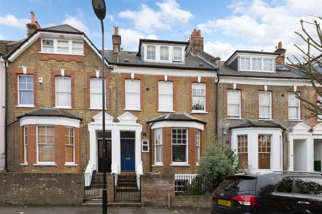 Property photo 2 of 16 External