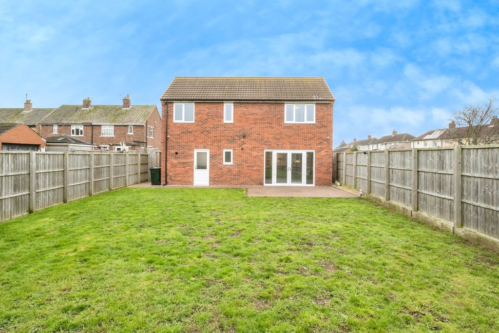 Property photo 2 of 20 Pbox-Img.Jpg