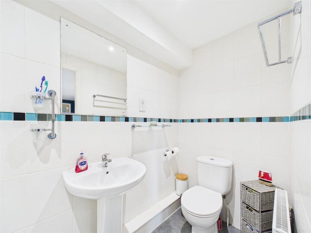 Additional image 11 of 2 bed flat for sale40 Riverside Park, Blairgowrie PH10
