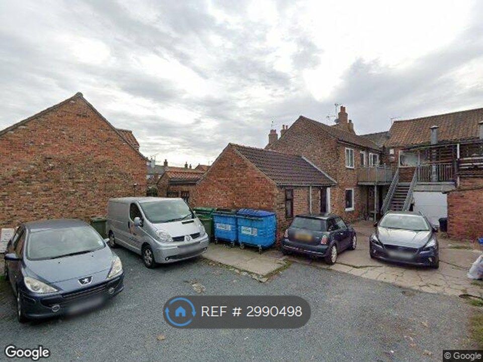 Property photo 2 of 10