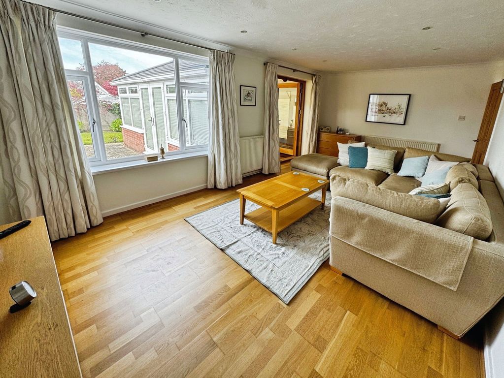 Property photo 3 of 25