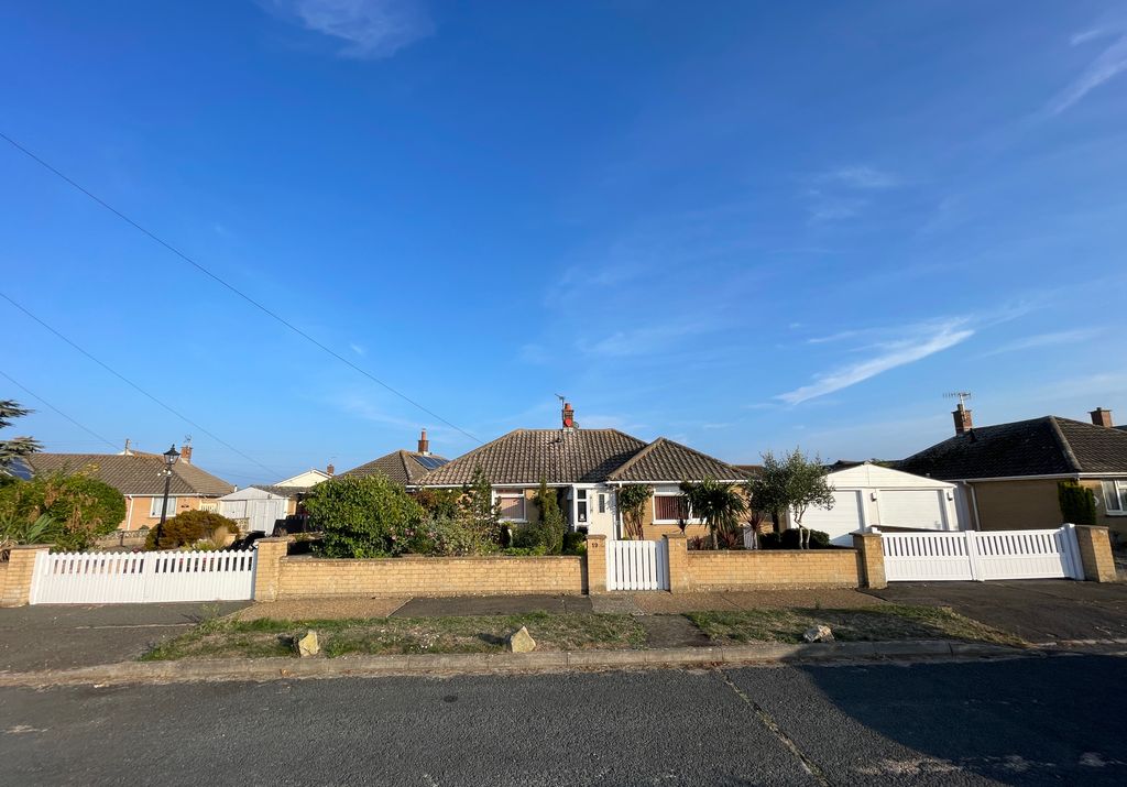 Property photo 1 of 34