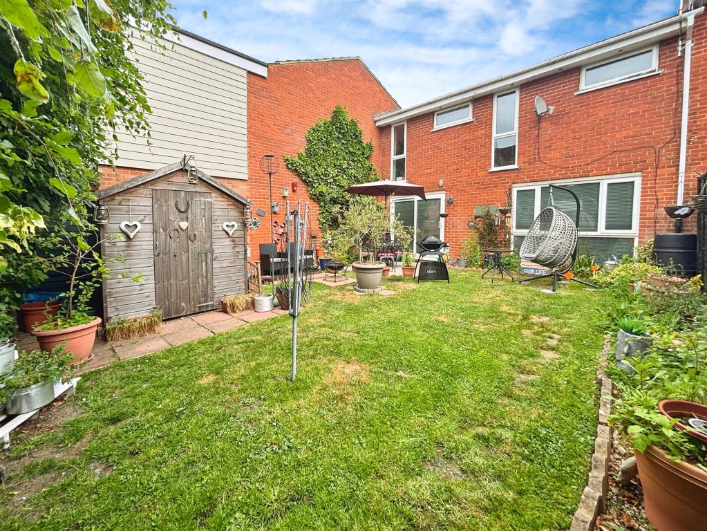 Property photo 2 of 13