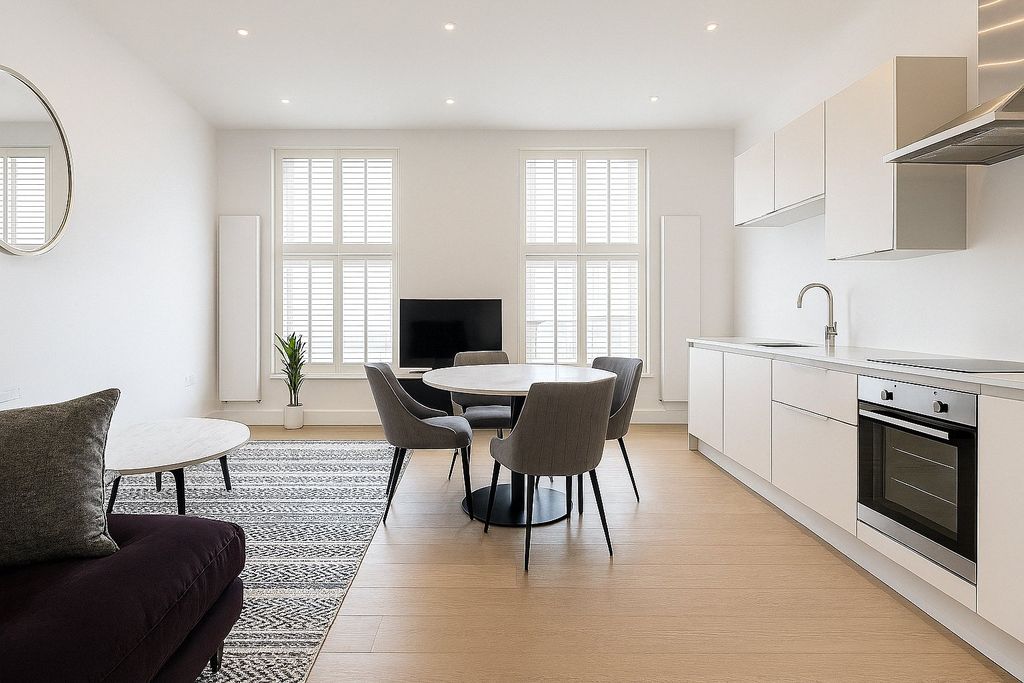 Property photo 2 of 4 Reception/Kitchen