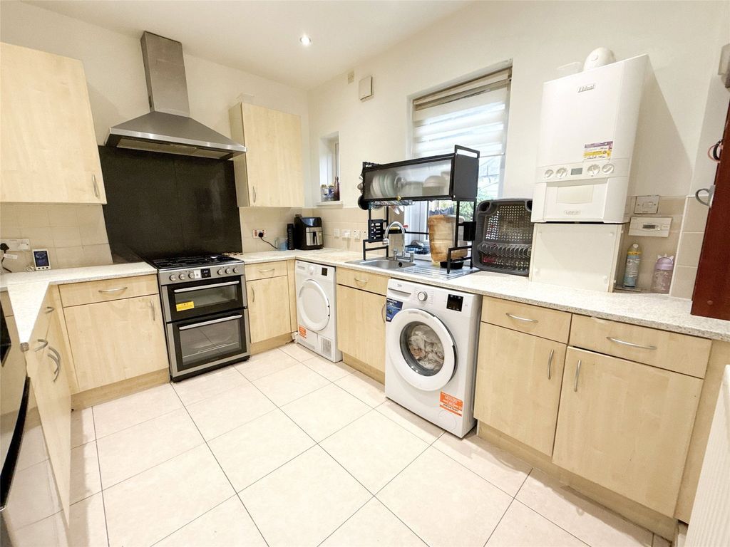 Property photo 2 of 13 Kitchen