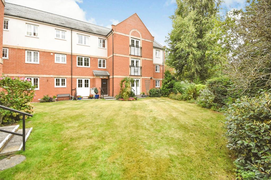 Property photo 1 of 15