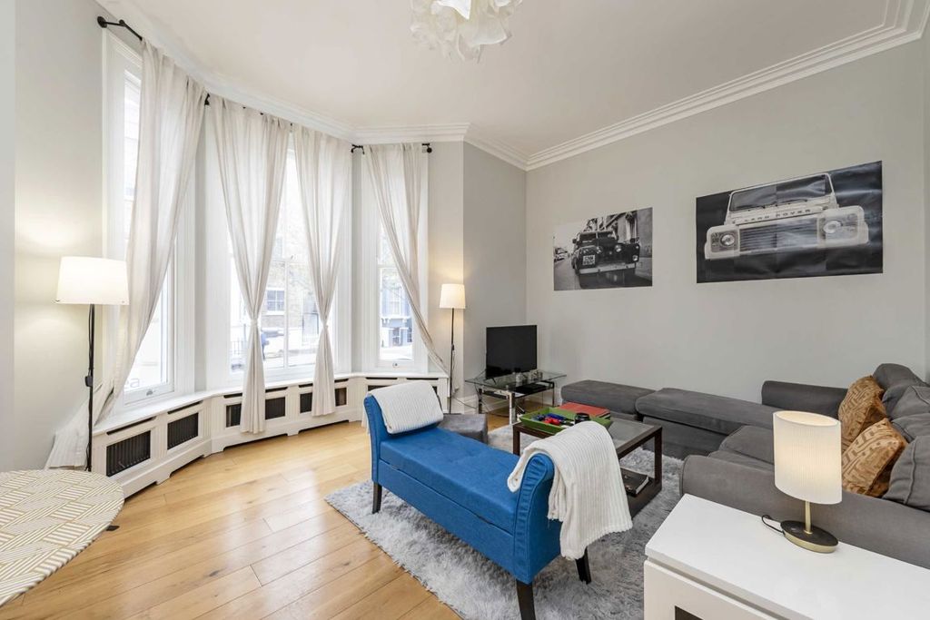 Property photo 2 of 6