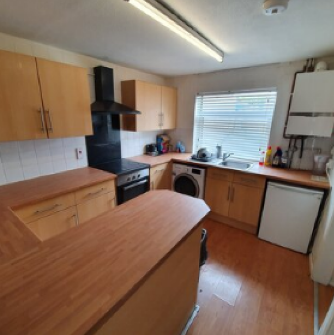 Property photo 1 of 2