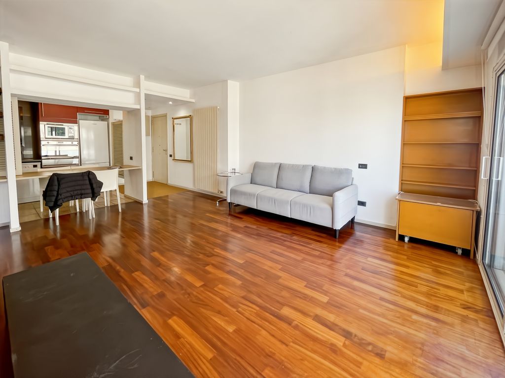 Property photo 2 of 26