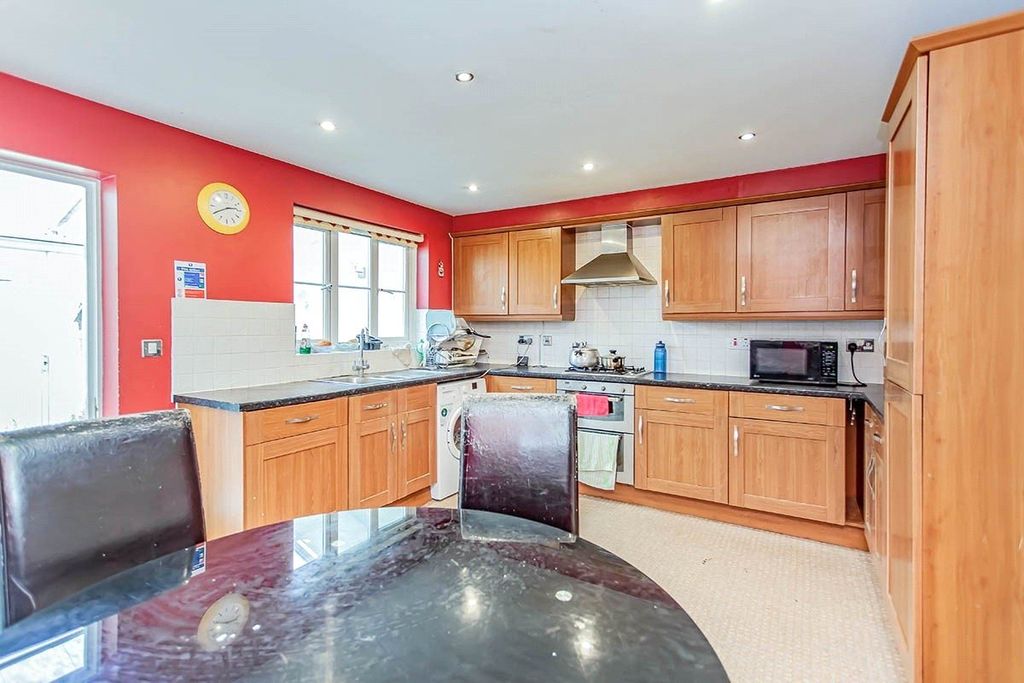 Property photo 3 of 5 Picture No. 02