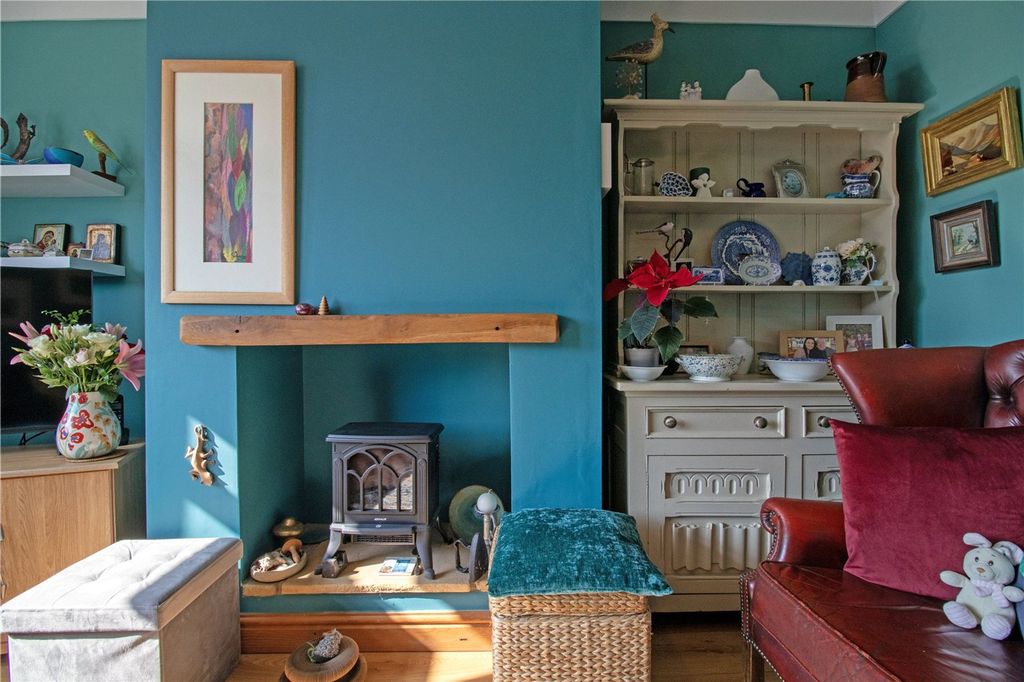 Property photo 3 of 26