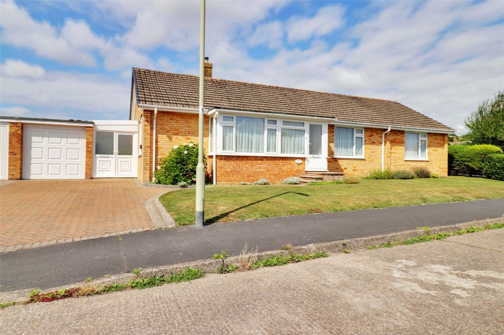 Property photo 2 of 15 Picture No. 16