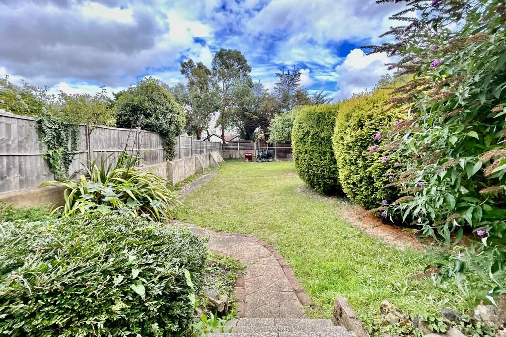 Property photo 1 of 14 Garden